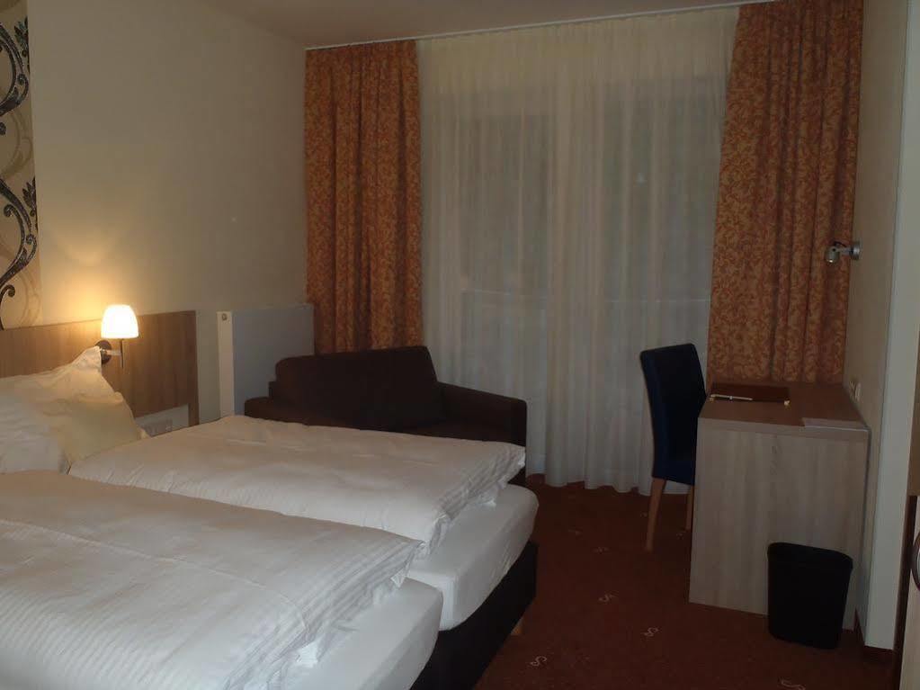 Schade'S Wohlfuehlhotel Selb Εξωτερικό φωτογραφία
