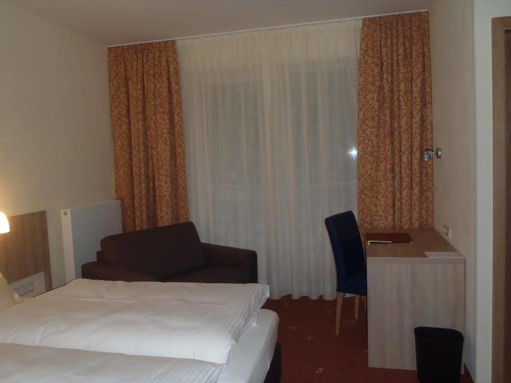 Schade'S Wohlfuehlhotel Selb Εξωτερικό φωτογραφία