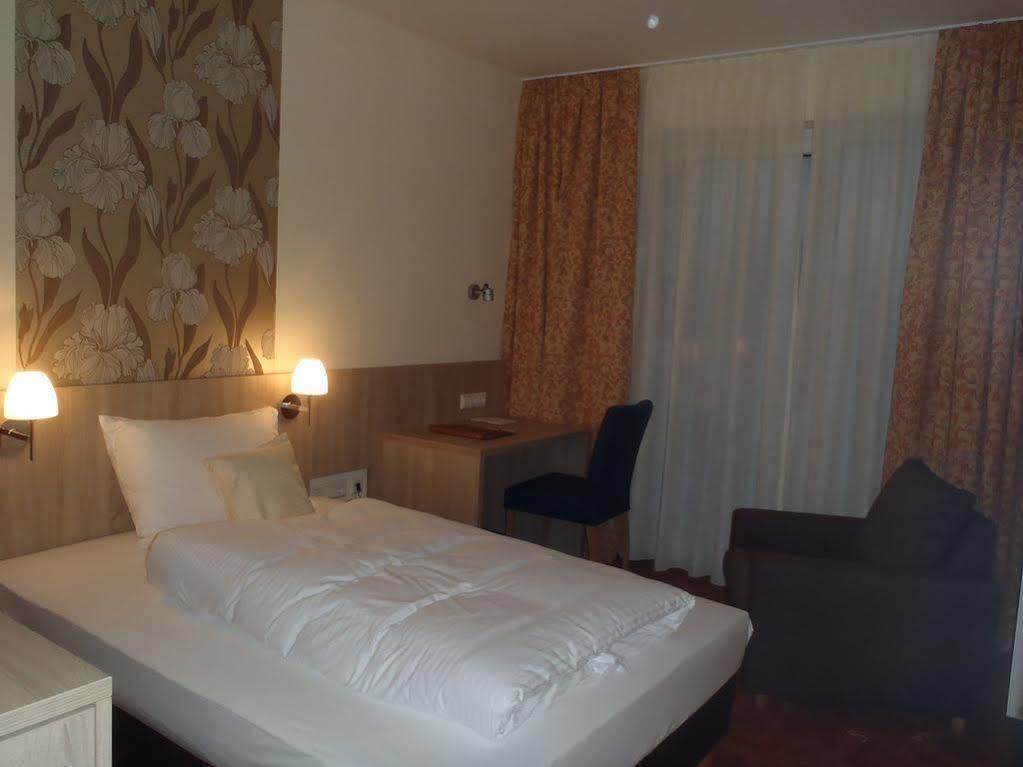 Schade'S Wohlfuehlhotel Selb Εξωτερικό φωτογραφία