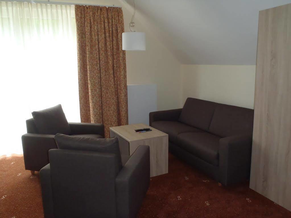 Schade'S Wohlfuehlhotel Selb Εξωτερικό φωτογραφία
